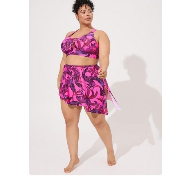 TORRID 4 swimsuit 2 piece pink tropical - Picture 3 of 13
